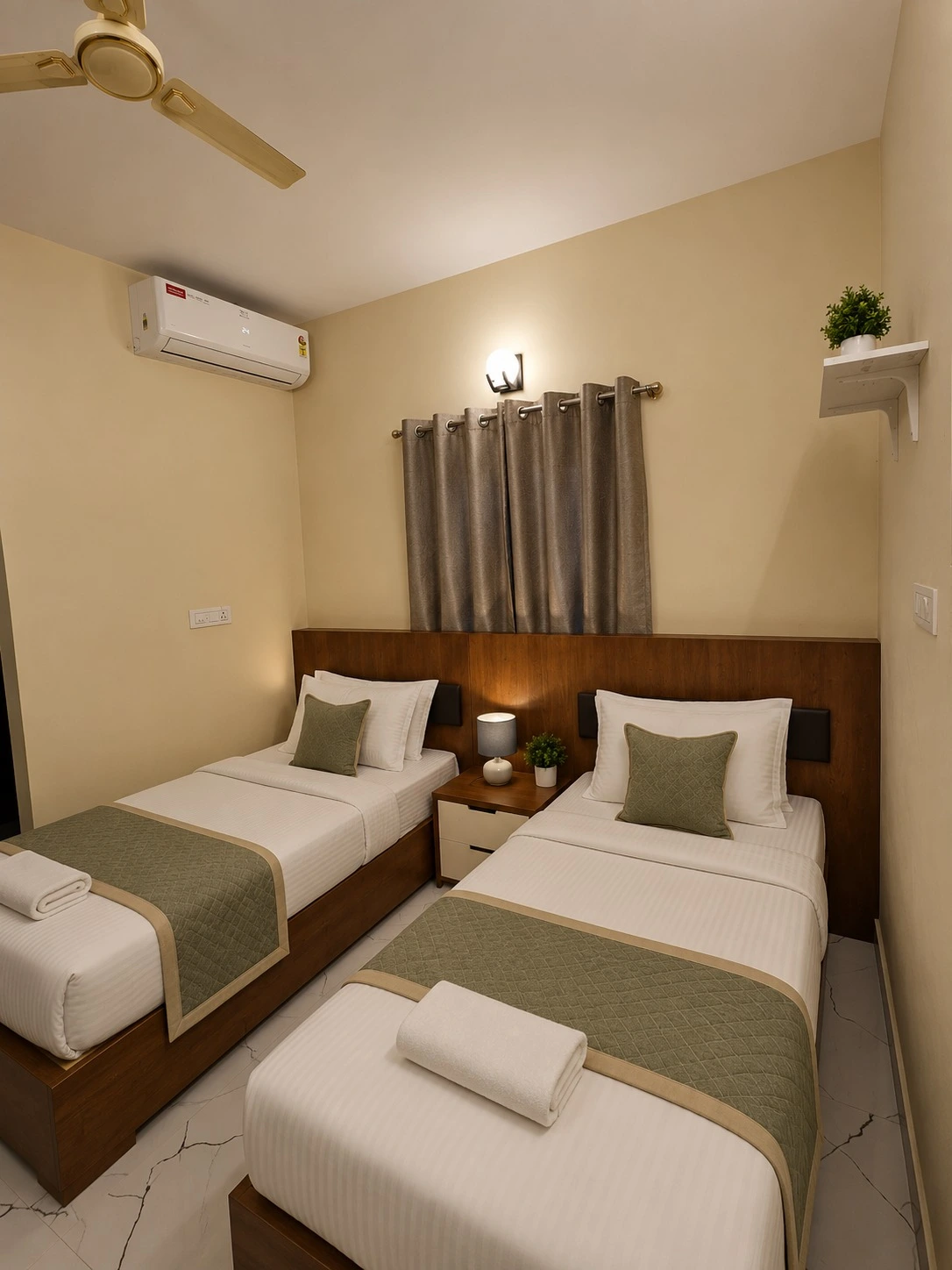 Twin Room - Workspace & Bed